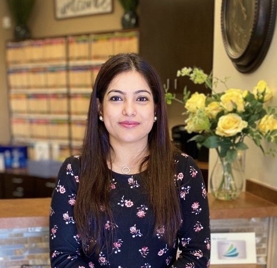 Dr Lakhwani FamilySmile Dental